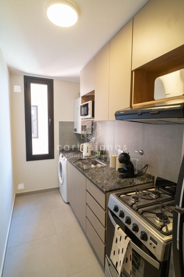 DEPTO 1 DORM C/PATIO + AMENITIES SOBRE AV. VELEZ SARSFIELD | ZONA POCITO