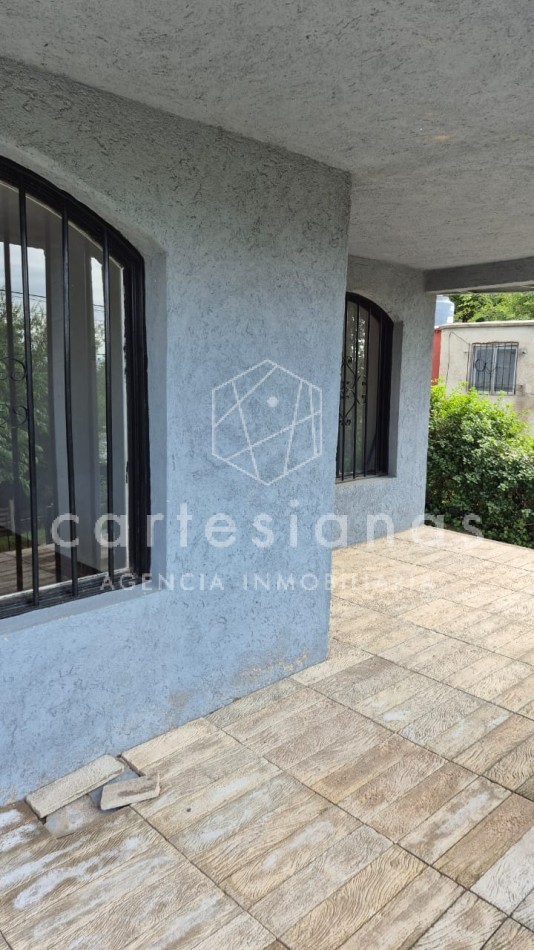 TANTI CASA DE 2 DORM + DEPTO 1 DORM B° SAN MIGUEL