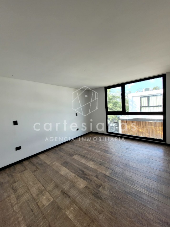 LA CAROLINA CASA DE 3 DORM CALIDAD PREMIUM | ZONA NORTE