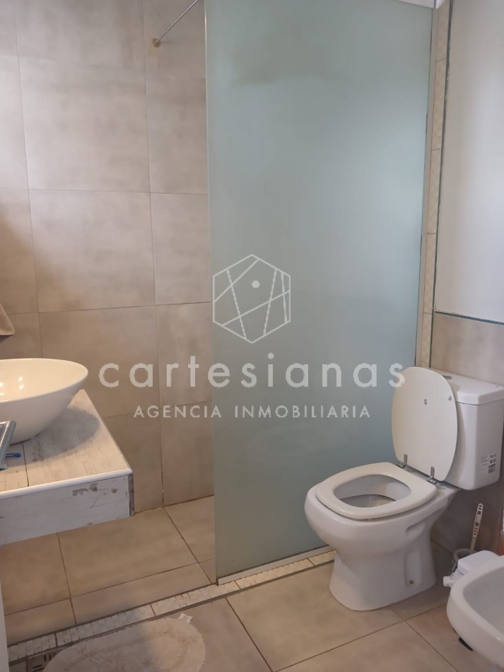 CASA 3 DORMITORIOS (1 EN SUITE) PILETA. ARGUELLO, A METROS DE RECTA MARTINOLLI