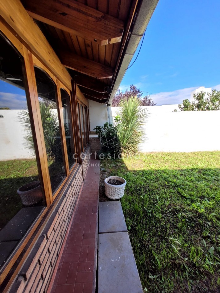 APPTO CREDITO. CASA DE 3 DORM ALEJANDRO CENTENO 