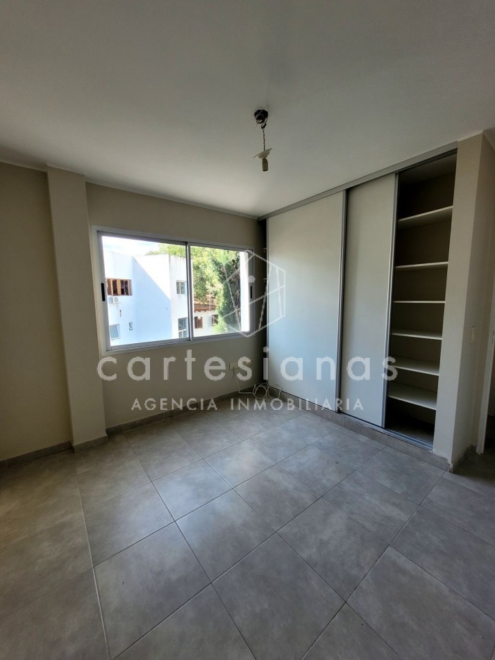 DEPTO ESTILO DUPLEX DE 2 DORM SOBRE CALLE FRANCISCO LAPRIDA | OBSERVATORIO
