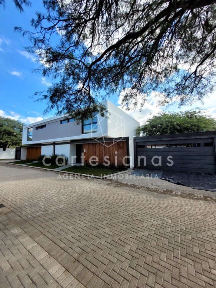 LA CAROLINA CASA DE 3 DORM CALIDAD PREMIUM | ZONA NORTE