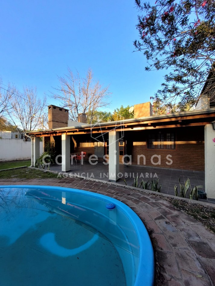 VILLA RIVERA INDARTE | CASA EN UNA SOLA PLANTA DE 3 DORM C/PILETA 