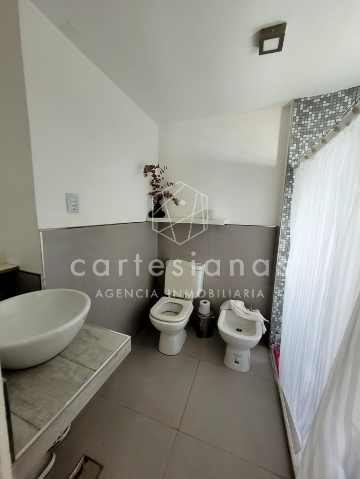 CASA APTA CREDITO. 3 DORM (1 EN SUITE) C/ PILETA! A 100 MTS DE RECTA MARTINOLLI
