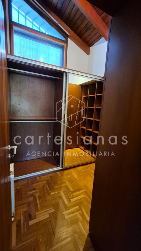 URCA EXCELENTE CASA DE 4 DORM. USO RESIDENCIAL O PARA OFICINAS/ESTUDIO 