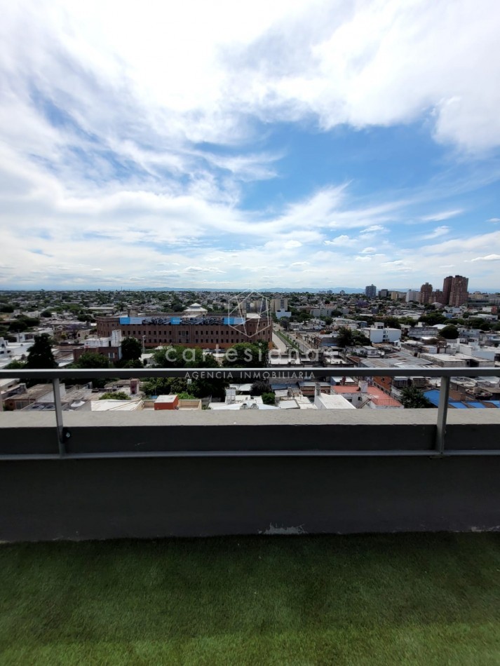 DEPTO 1 DORM C/PATIO + AMENITIES SOBRE AV. VELEZ SARSFIELD | ZONA POCITO