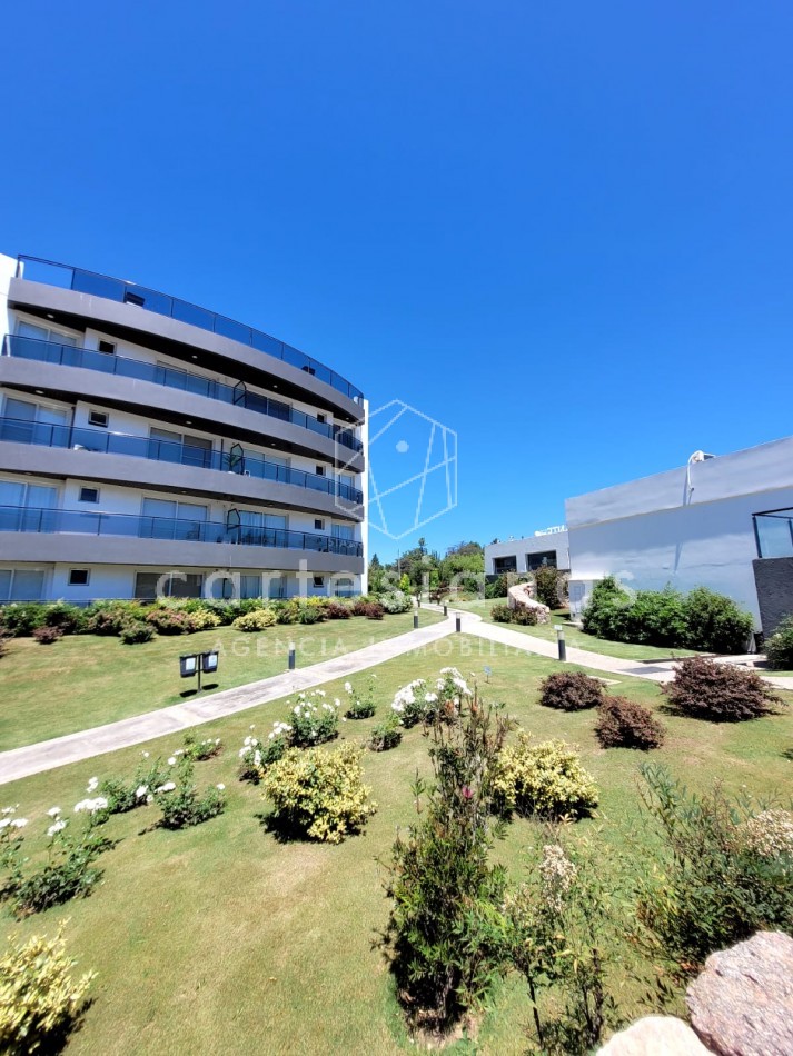 VENETO VILLAGE, DEPTO 2 DORM EQUIPADO. AMENITIES