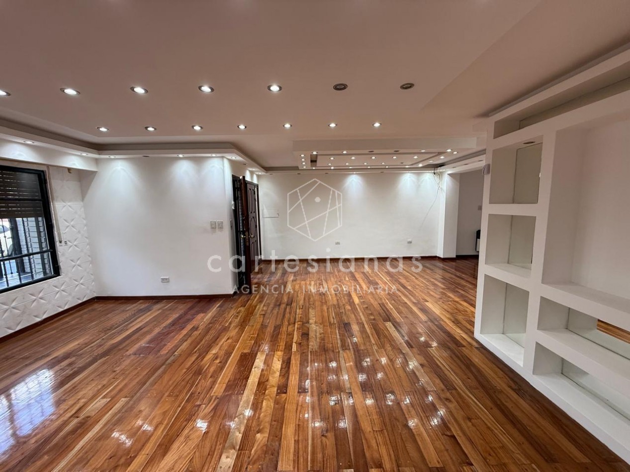 A 30 MTS DE RAFAEL NUÑEZ CASA DE 4 DORM + ESCRIT C/PILETA