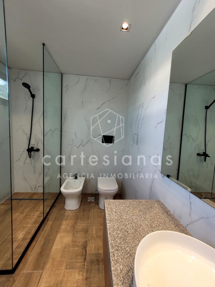 LA CAROLINA CASA DE 3 DORM CALIDAD PREMIUM | ZONA NORTE