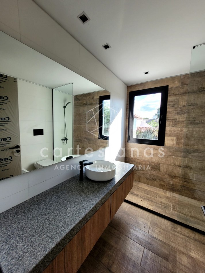 LA CAROLINA CASA DE 3 DORM CALIDAD PREMIUM | ZONA NORTE