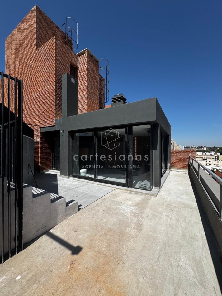 DEPTO 1 DORM C/BALCON + AMENITIES A ESTRENAR SOBRE AV. VELEZ SARSFIELD| ZONA POCITO