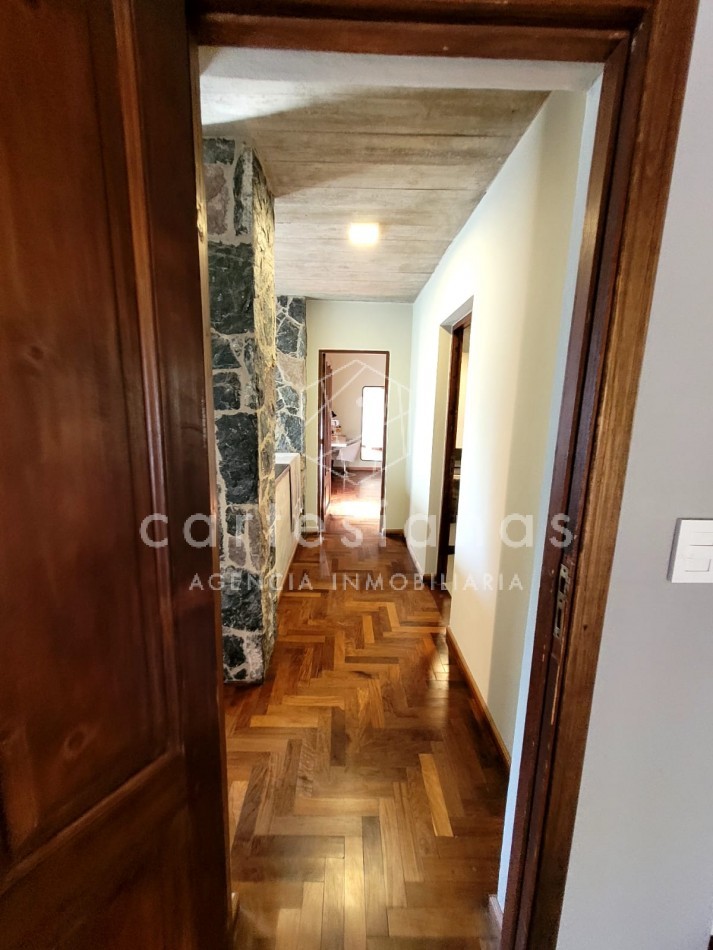 COUNTRY EL BOSQUE IMPECABLE! CASA DE 3 DORMITORIOS 650 MTS CUB.