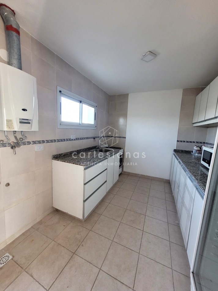 DPTO DE 3 DORM ESTILO DUPLEX SOBRE AV. FUERZA AEREA - RUTA 20