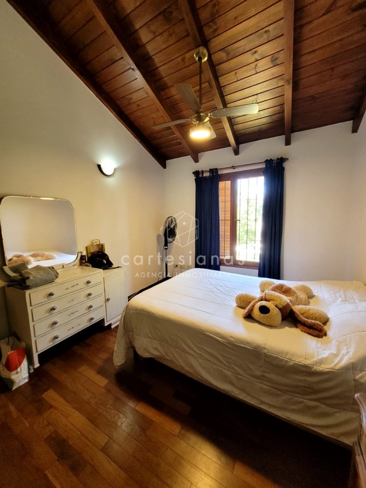 CASA 4 DORM + DEP DE SERV Y UNA SUP TOTAL 1000 M2 ARGUELLO | ZONA NORTE