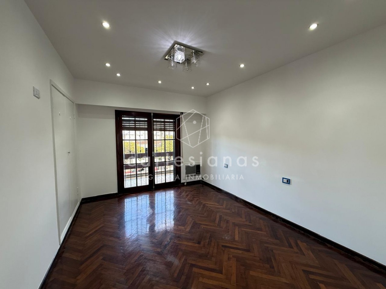 A 30 MTS DE RAFAEL NUÑEZ CASA DE 4 DORM + ESCRIT C/PILETA