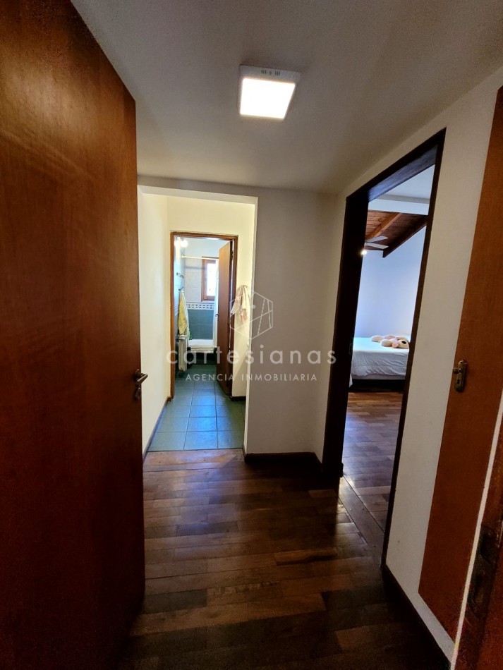 CASA 4 DORM + DEP DE SERV Y UNA SUP TOTAL 1000 M2 ARGUELLO | ZONA NORTE
