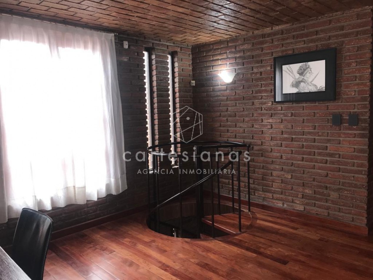 APTO CREDITO CASA DE 3 DORM + OFIC C/INGRESO INDEP. | BAJO PALERMO