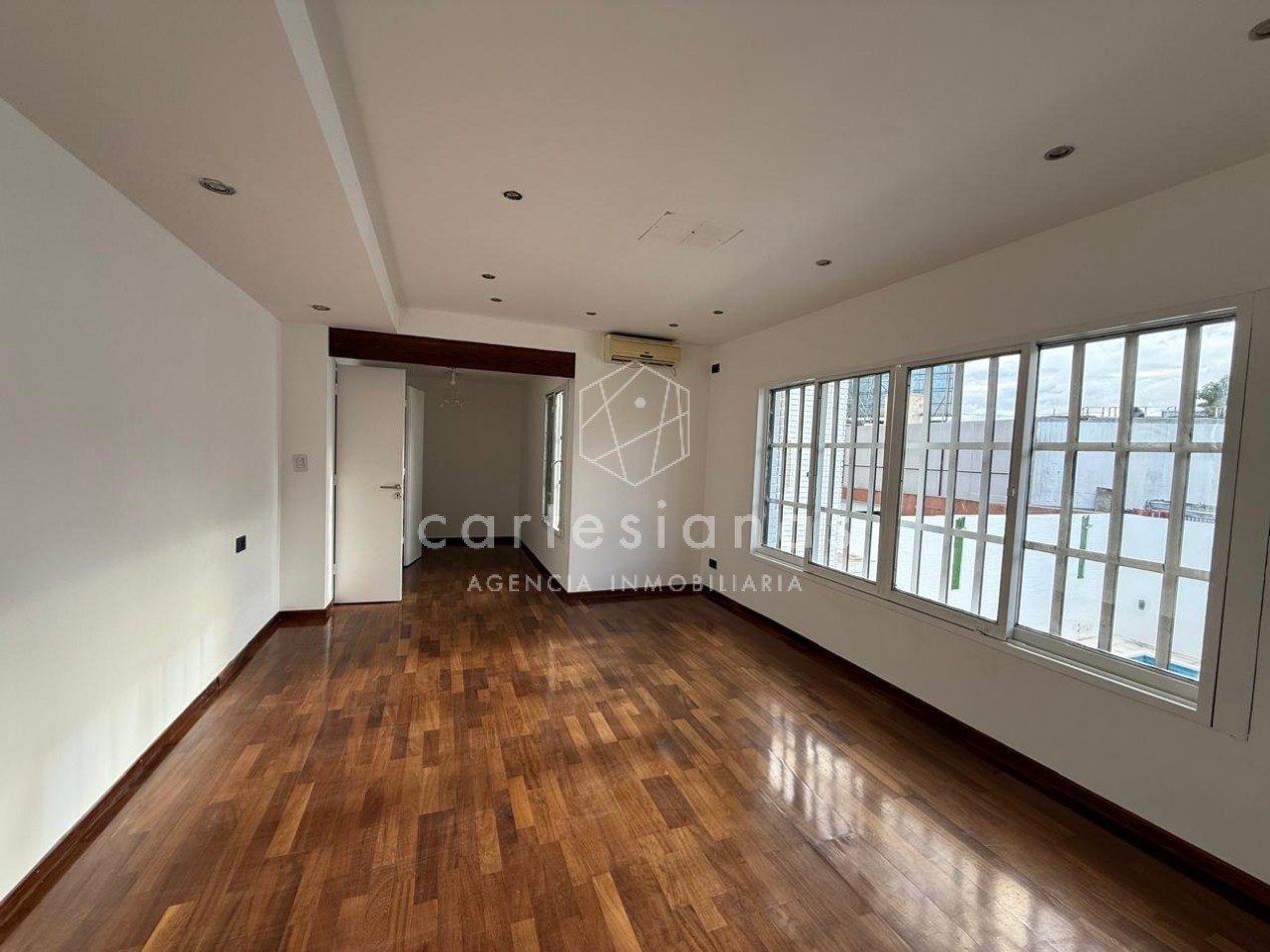 A 30 MTS DE RAFAEL NUÑEZ CASA DE 4 DORM + ESCRIT C/PILETA