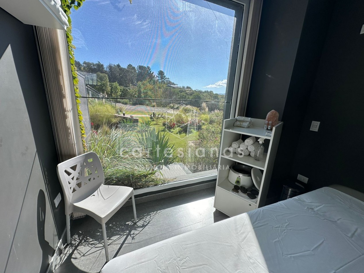 VENETO VILLAGE, DEPTO 2 DORM EQUIPADO. AMENITIES