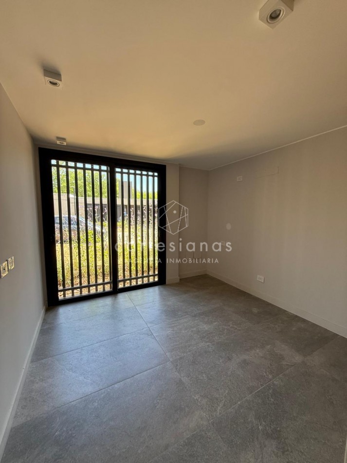 VILLA WARCALDE CASA EN UNA SOLA PLANTA DE 3 DORM EN HOUSING DE CATEGORIA