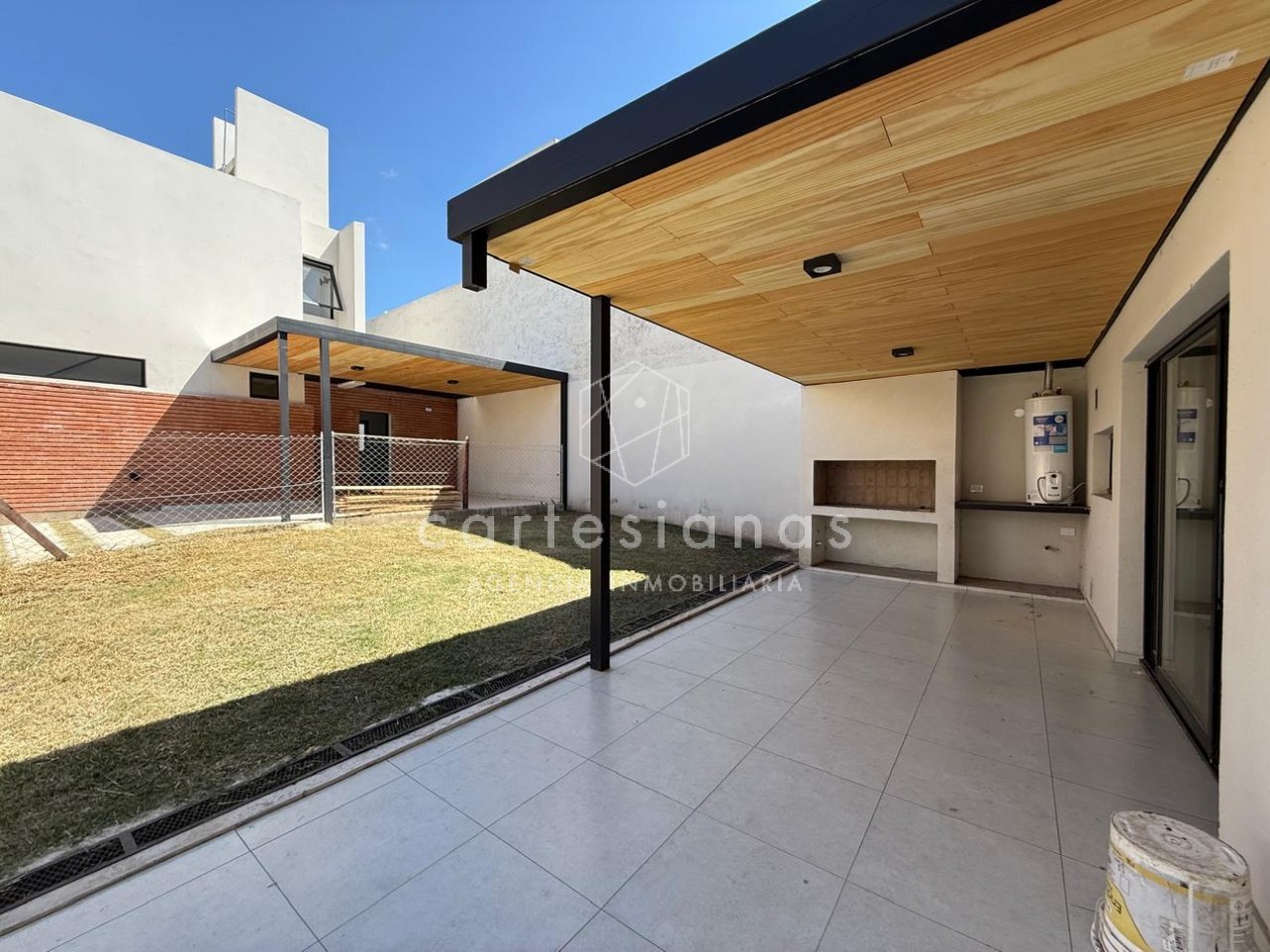 LA CALERA| ZONA TERRAZAS DE LA ESTANZUELA DUPLEX 2 DORN EN HOUSING