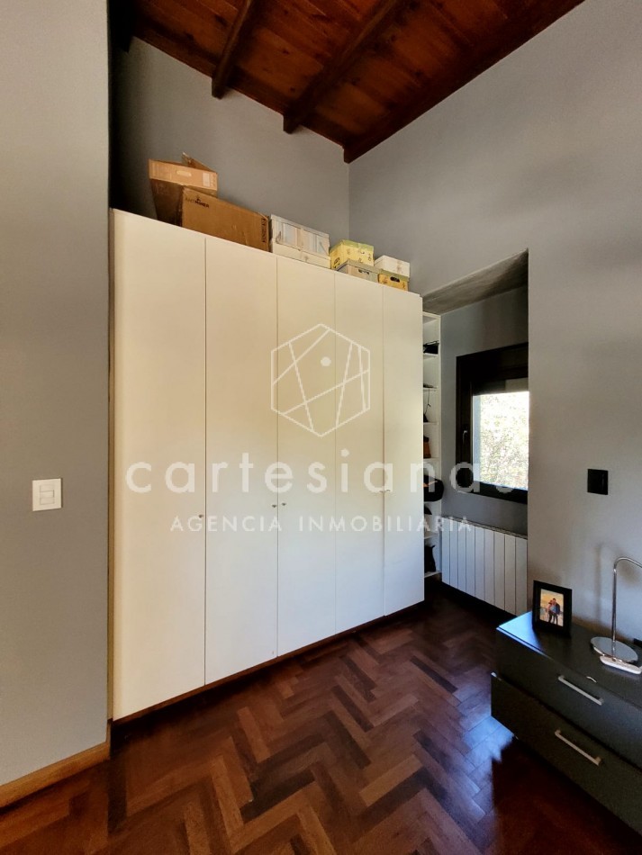 COUNTRY EL BOSQUE IMPECABLE! CASA DE 3 DORMITORIOS 650 MTS CUB.