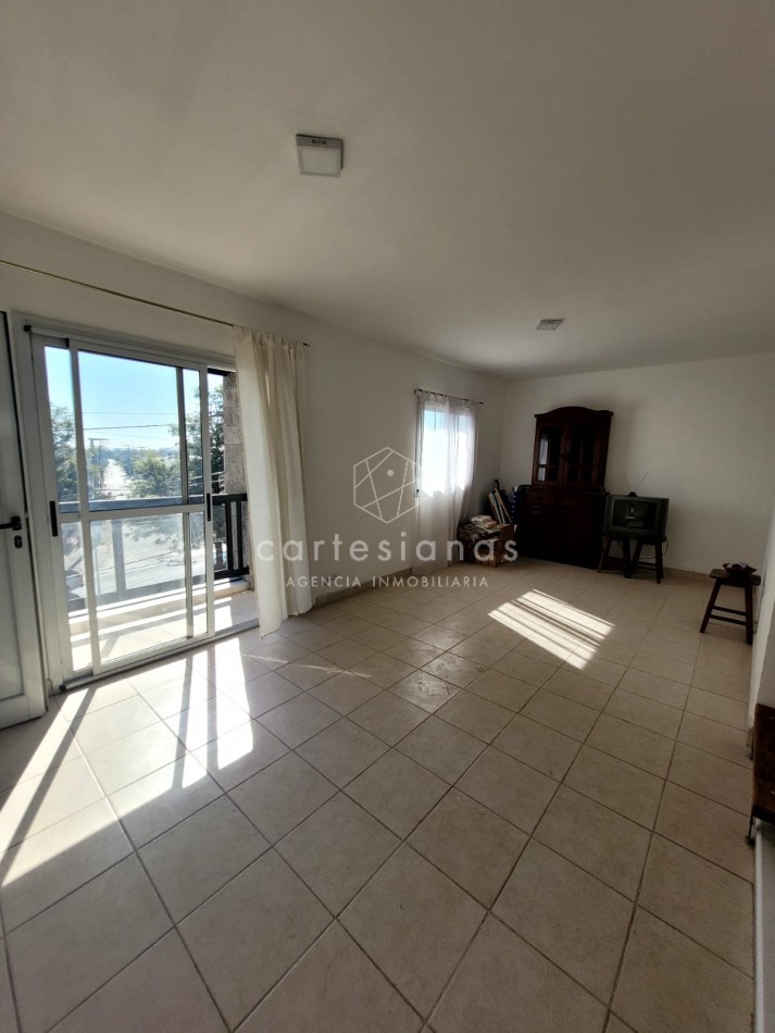 DPTO DE 3 DORM ESTILO DUPLEX SOBRE AV. FUERZA AEREA - RUTA 20