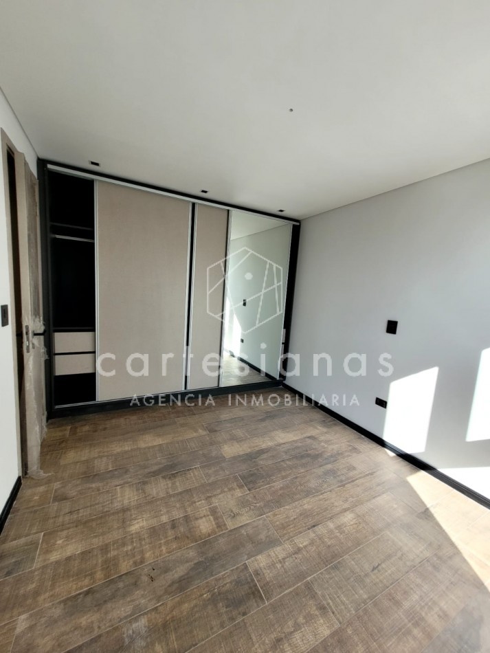 LA CAROLINA CASA DE 3 DORM CALIDAD PREMIUM | ZONA NORTE