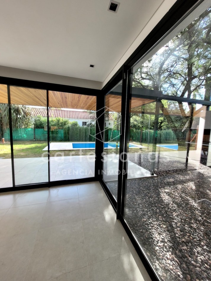 LA CAROLINA CASA DE 3 DORM CALIDAD PREMIUM | ZONA NORTE