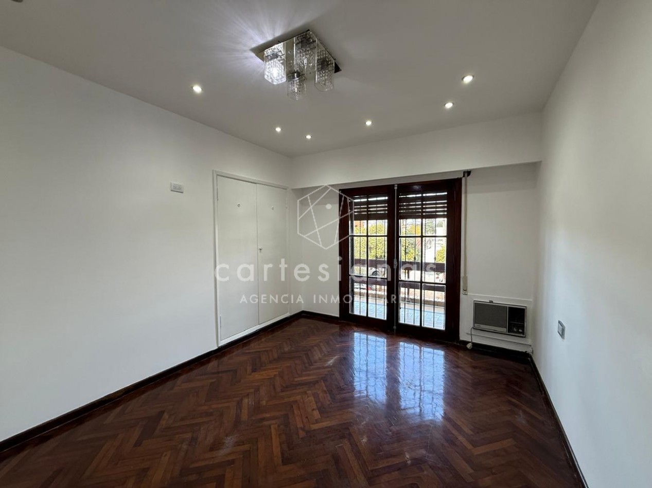 A 30 MTS DE RAFAEL NUÑEZ CASA DE 4 DORM + ESCRIT C/PILETA