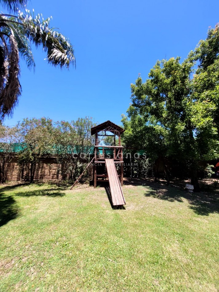 CASA 4 DORM + DEP DE SERV Y UNA SUP TOTAL 1000 M2 ARGUELLO | ZONA NORTE
