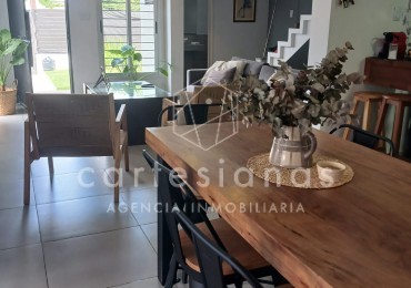 CASA 3 DORMITORIOS (1 EN SUITE) PILETA. ARGUELLO, A METROS DE RECTA MARTINOLLI